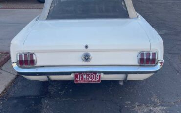Ford-mustang-convertible-1965-4