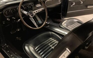 Ford-mustang-convertible-1965-4
