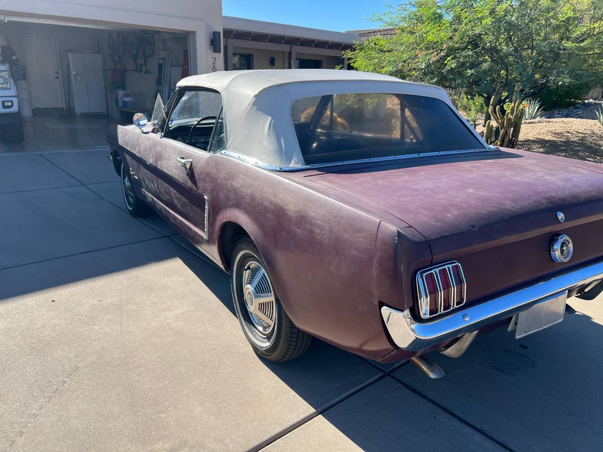Ford-mustang-convertible-1965-custom-6