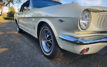 Ford-mustang-convertible-1966-5