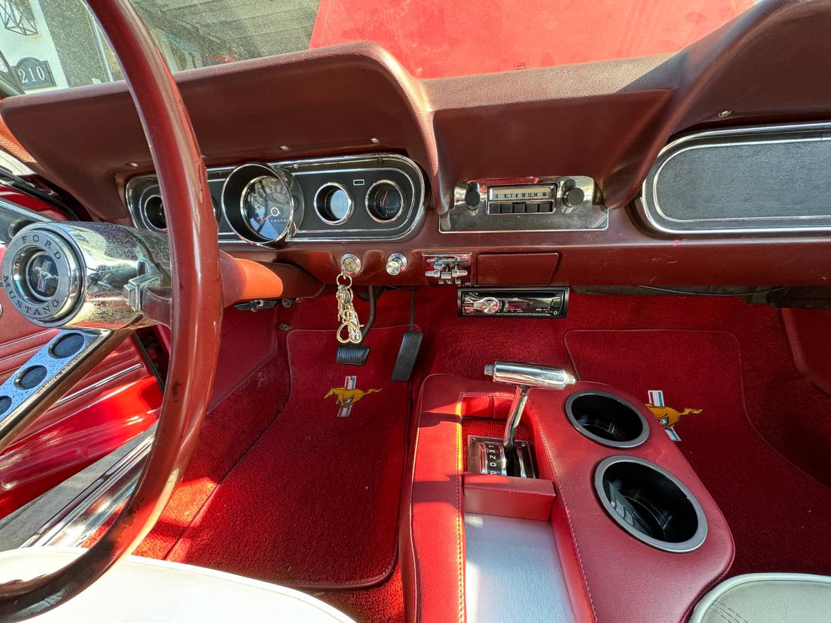 Ford-mustang-convertible-1966-red-10