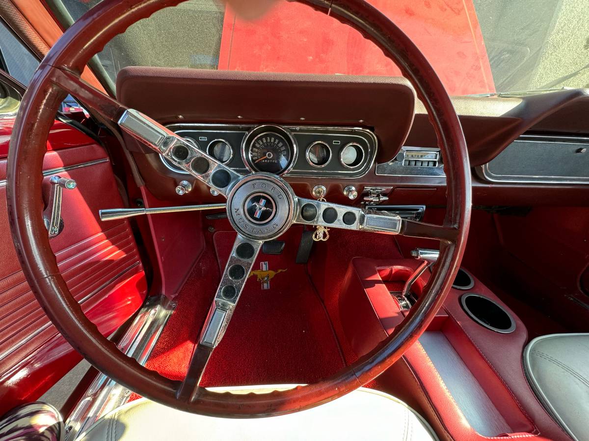 Ford-mustang-convertible-1966-red-2