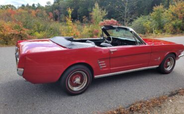 Ford-mustang-convertible-1966-red