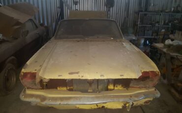 Ford-mustang-convertible-1966-yellow-5