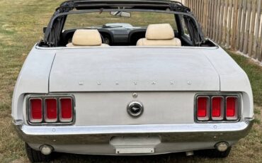 Ford-mustang-convertible-1970-2