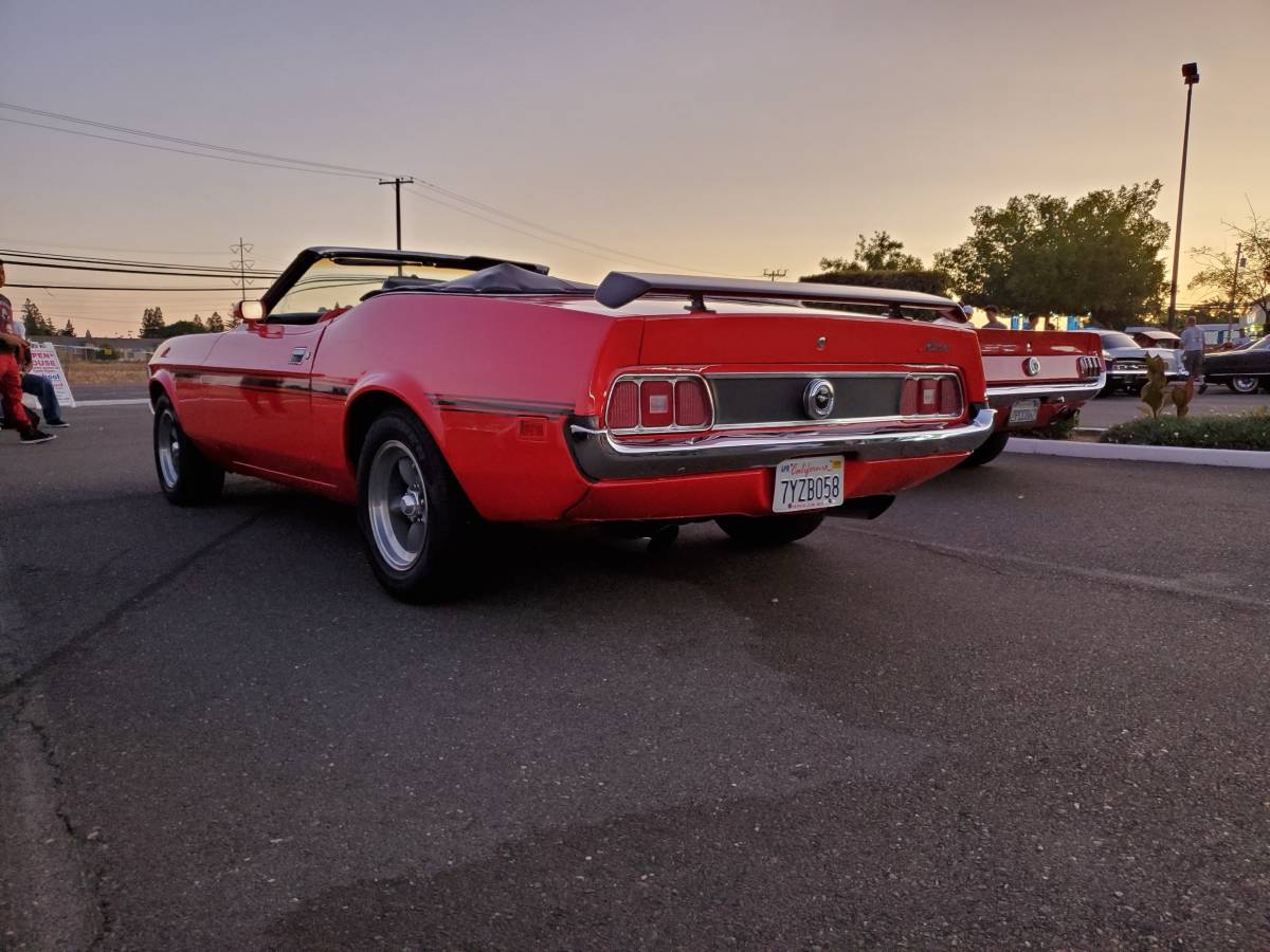 Ford-mustang-convertible-1973-red-1