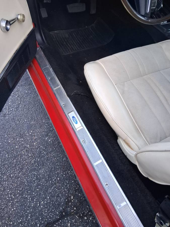 Ford-mustang-convertible-1973-red-11