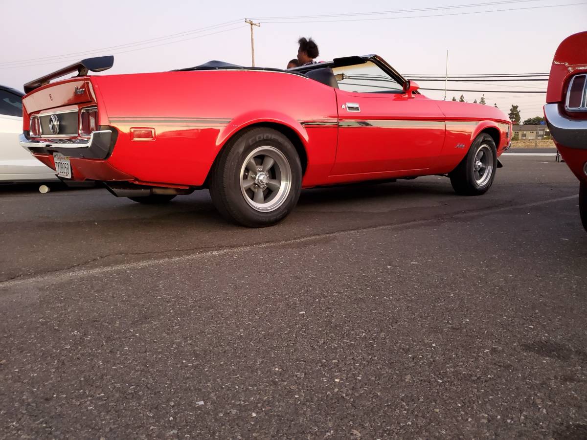 Ford-mustang-convertible-1973-red-2