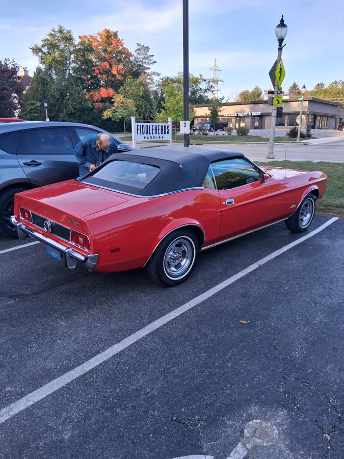Ford-mustang-convertible-1973-red-4