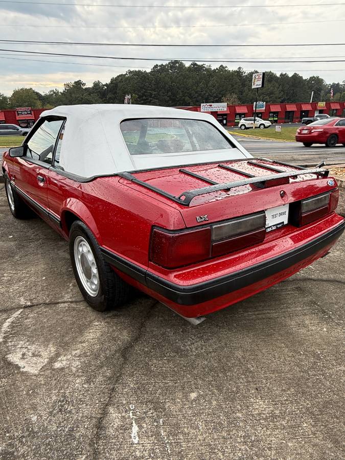 Ford-mustang-convertible-1987-red-1