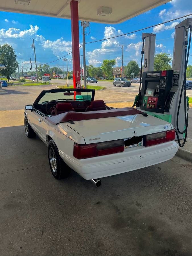 Ford-mustang-convertible-1993-white-3