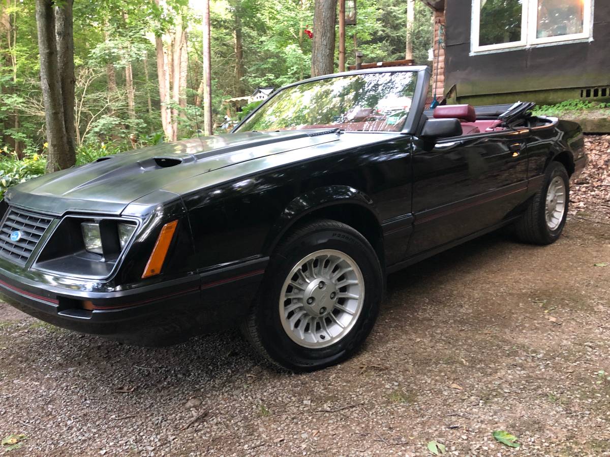 Ford-mustang-convertible-glx-1983-black-6