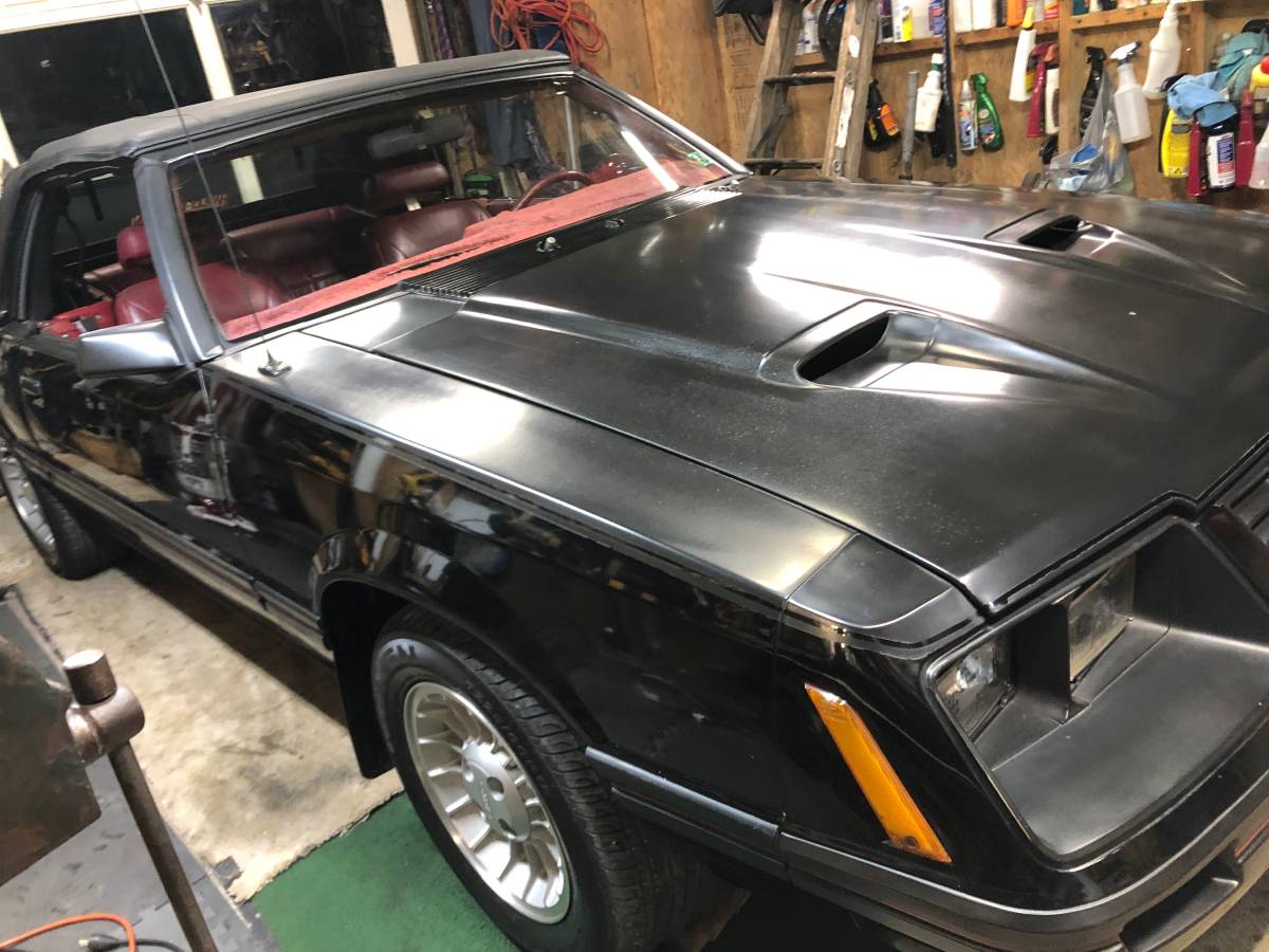 Ford-mustang-convertible-glx-1983-black-7