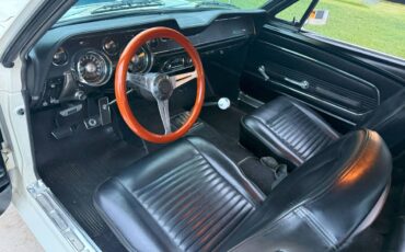 Ford-mustang-coupe-1967-white-21