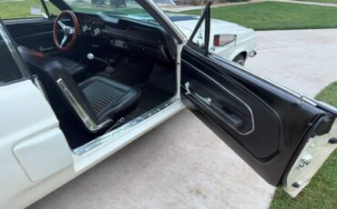 Ford-mustang-coupe-1967-white-3