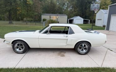 Ford-mustang-coupe-1967-white