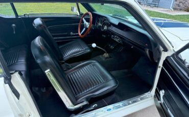 Ford-mustang-coupe-1967-white-4