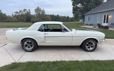 Ford-mustang-coupe-1967-white-6