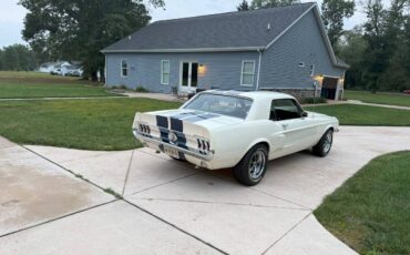Ford-mustang-coupe-1967-white-7