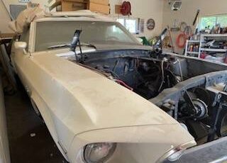 Ford-mustang-coupe-1969-white-4