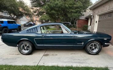 Ford-mustang-fastback-1965-blue-1