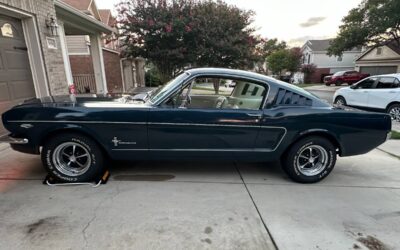 Ford mustang fastback 1965