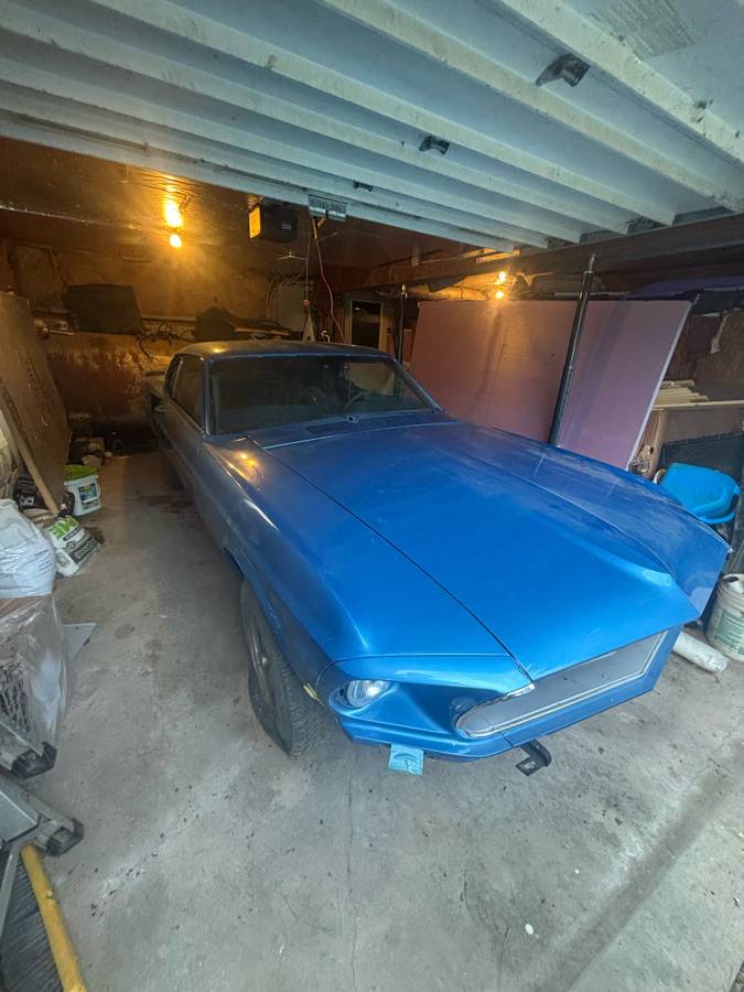 Ford-mustang-fastback-1969-1