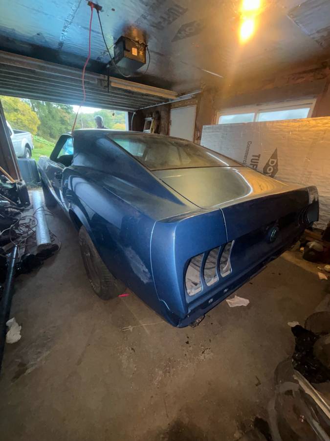 Ford-mustang-fastback-1969-3