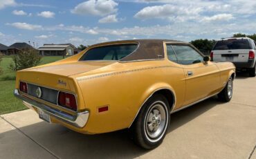 Ford-mustang-grande-1972-3