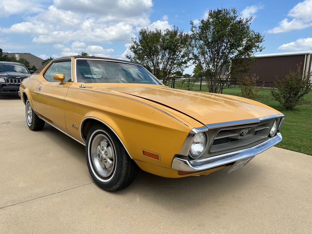Ford-mustang-grande-1972-5