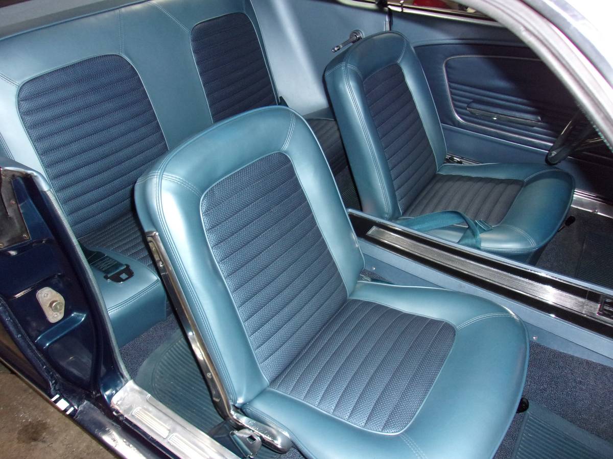 Ford-mustang-gt-1966-blue-12