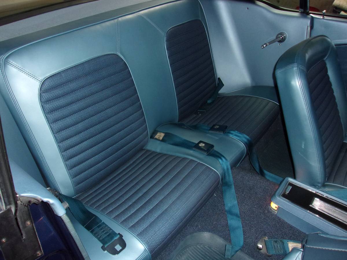 Ford-mustang-gt-1966-blue-13