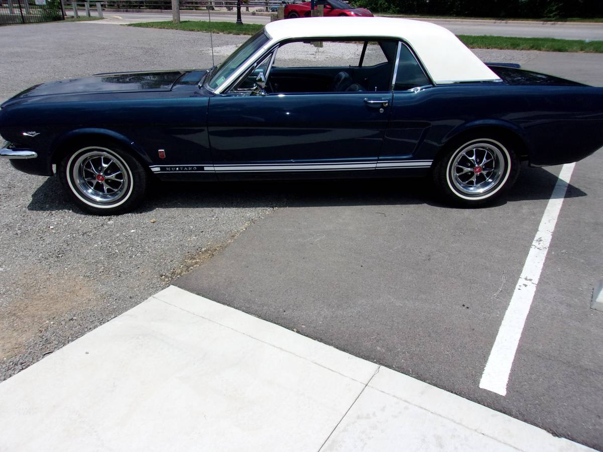 Ford-mustang-gt-1966-blue-20