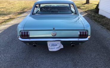 Ford-mustang-gt-1966-green-11