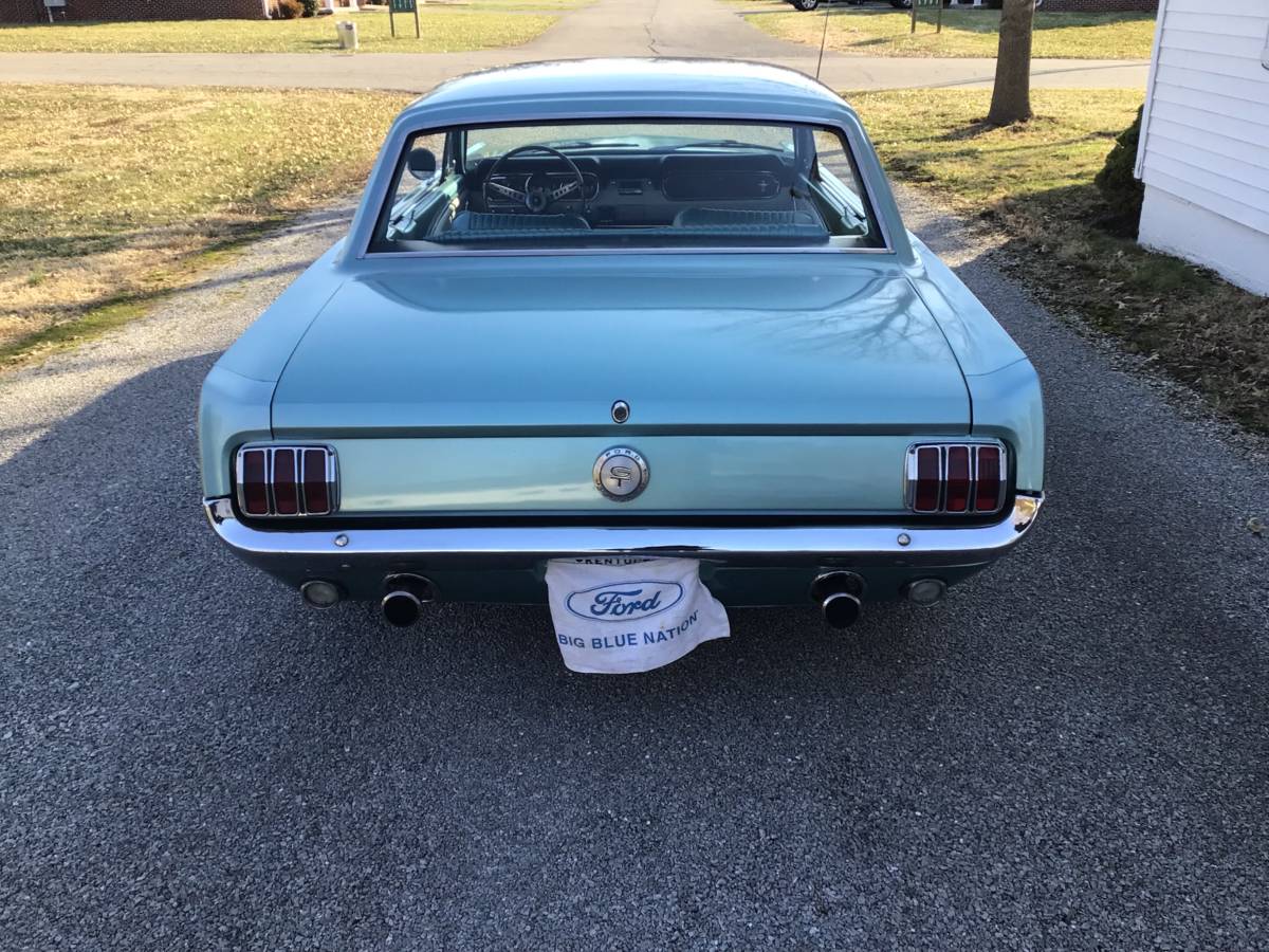 Ford-mustang-gt-1966-green-11