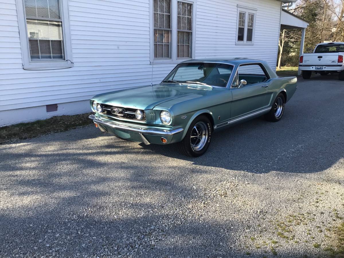 Ford-mustang-gt-1966-green-14