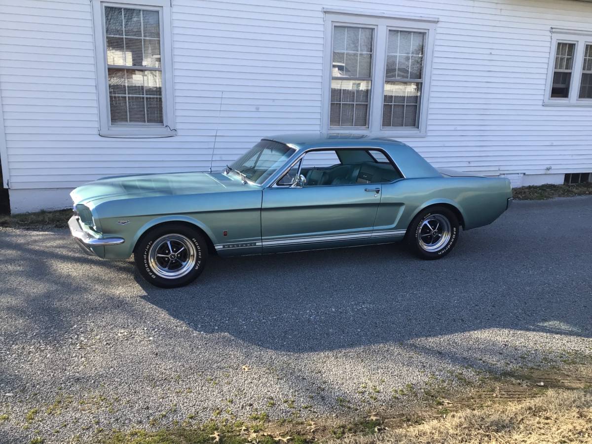 Ford-mustang-gt-1966-green-15