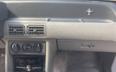 Ford-mustang-gt-1989-black-4