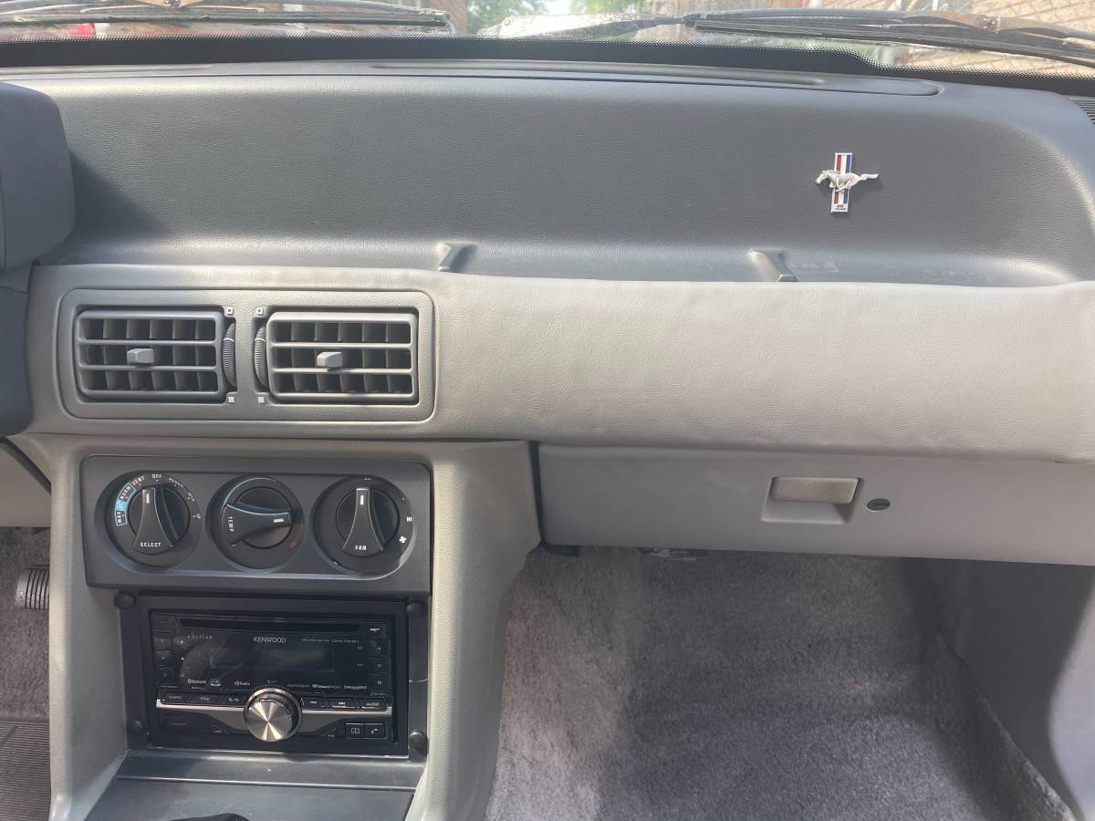 Ford-mustang-gt-1989-black-4