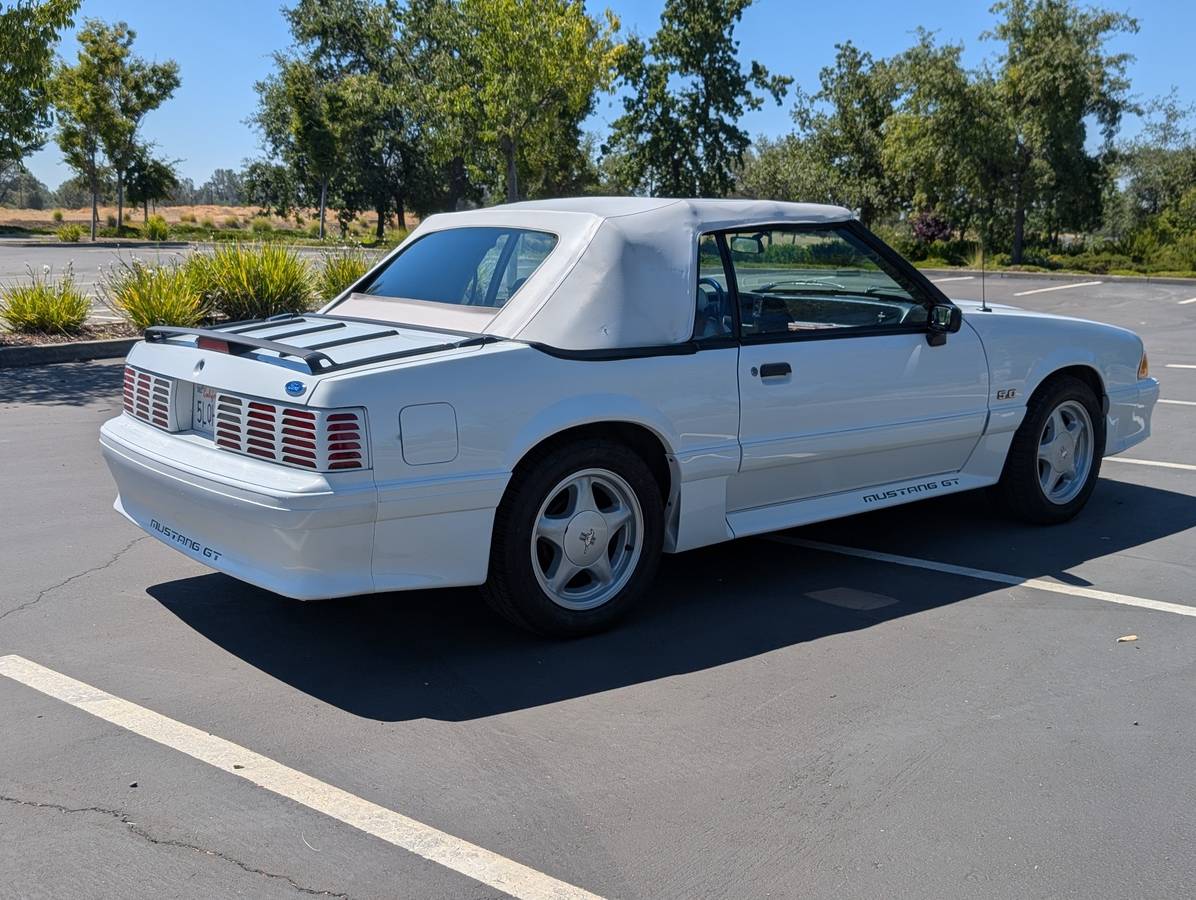 Ford-mustang-gt-1991-5