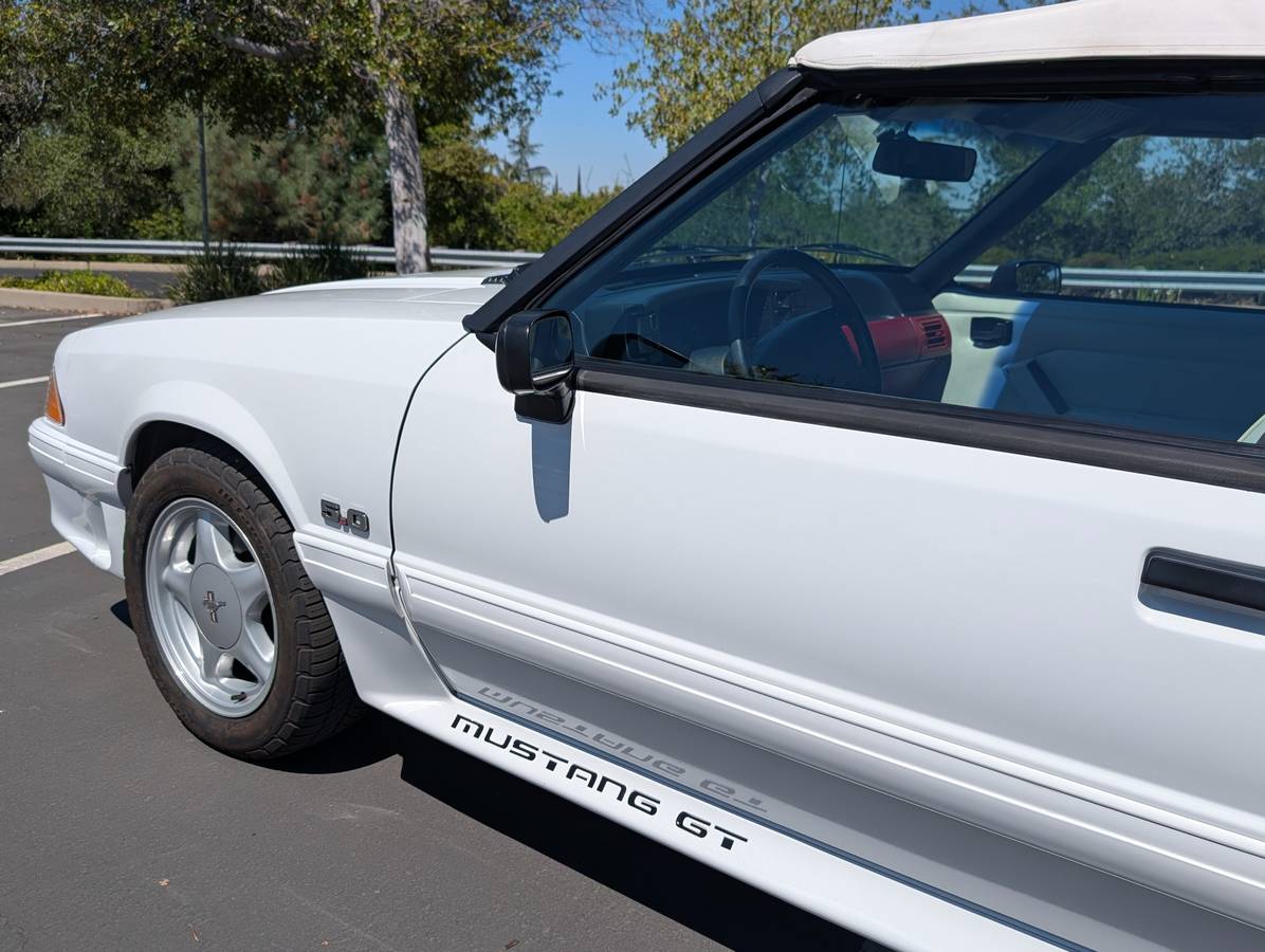 Ford-mustang-gt-1991-7
