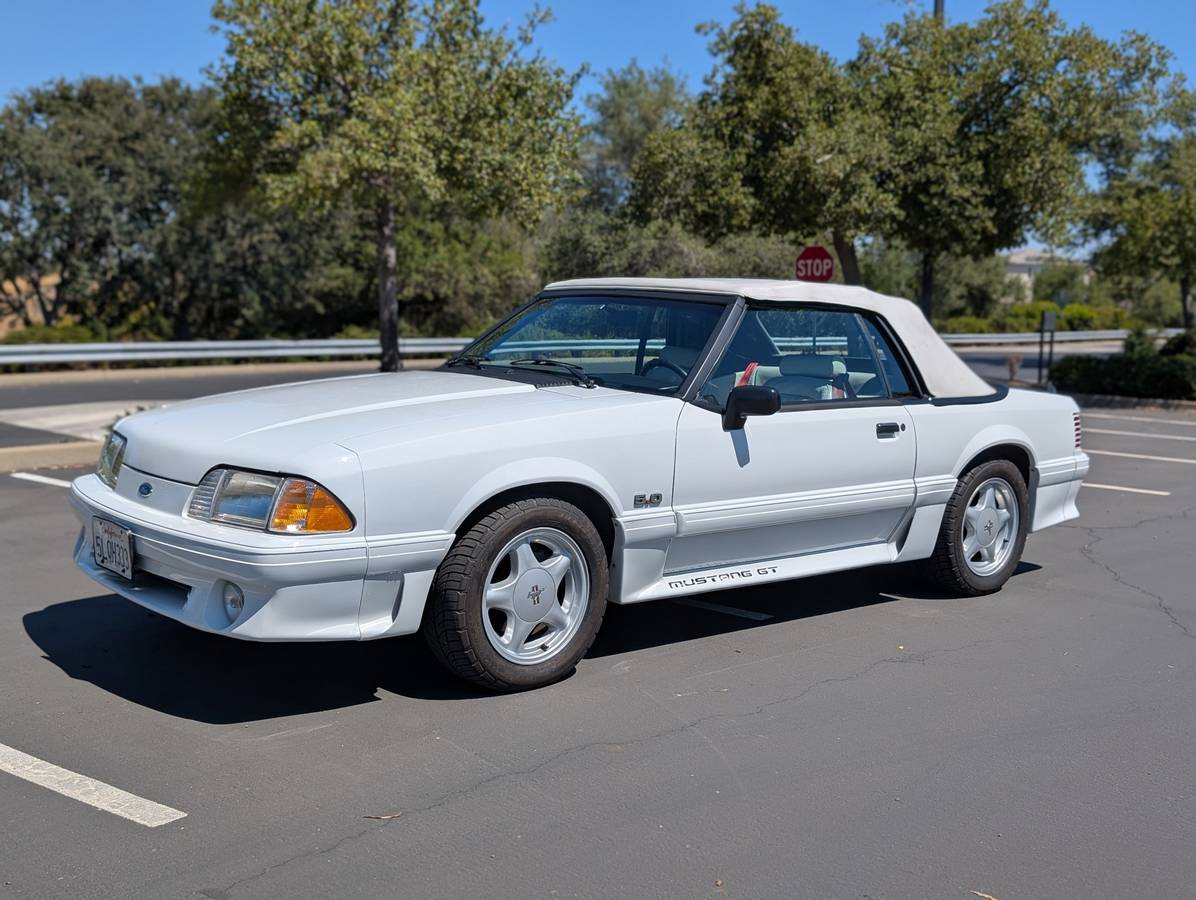 Ford-mustang-gt-1991-8