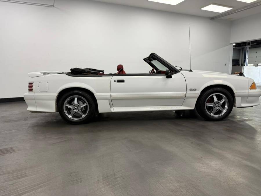 Ford-mustang-gt-1992-white-3