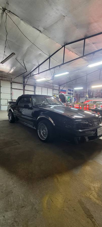 Ford-mustang-gt-1992