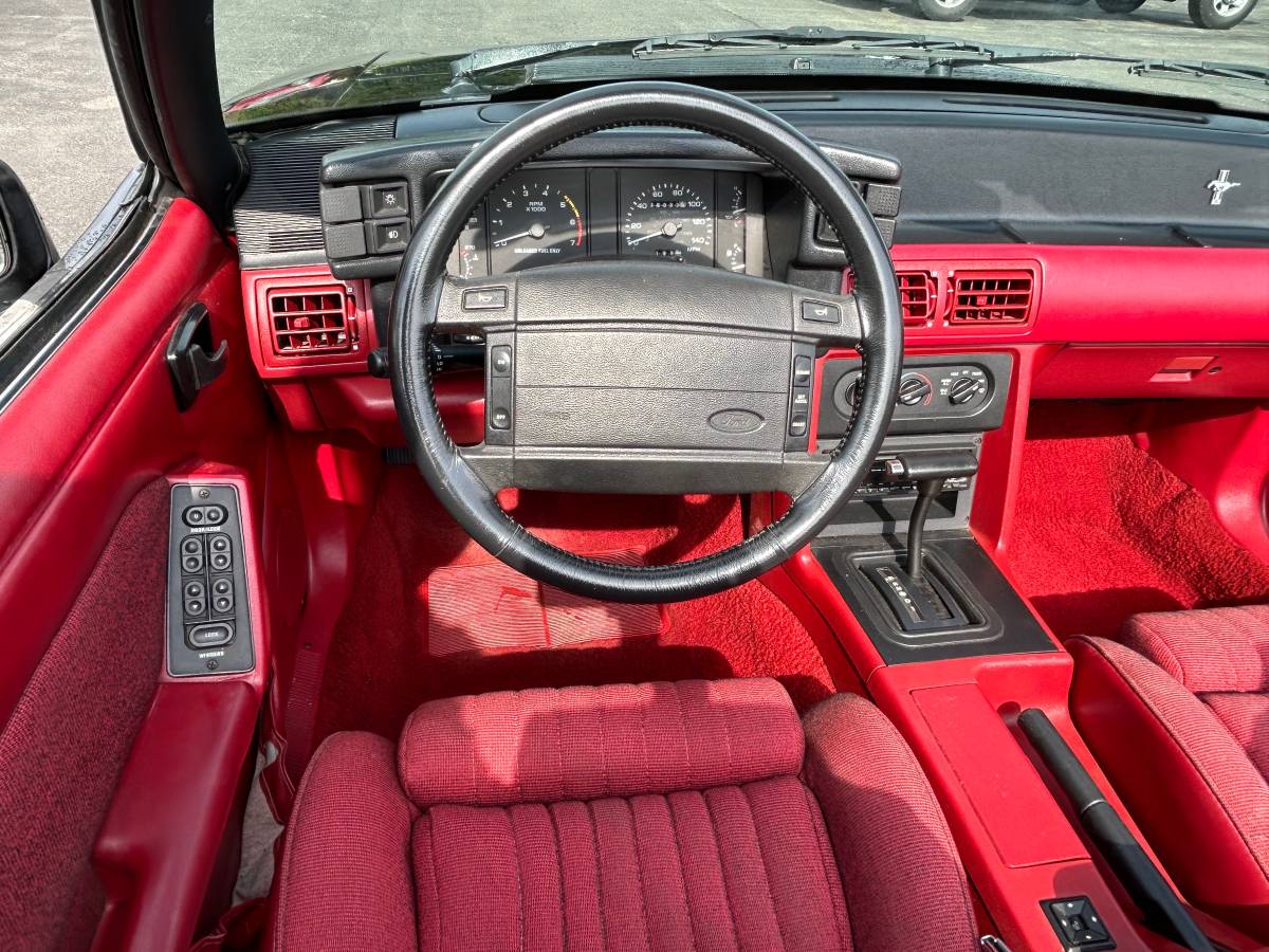 Ford-mustang-gt-5.0-1990-blue-11