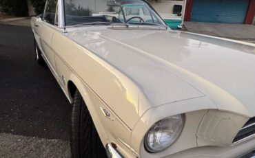 Ford-mustang-gt-convertible-1965-white-12