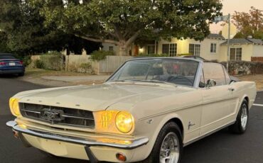 Ford-mustang-gt-convertible-1965-white