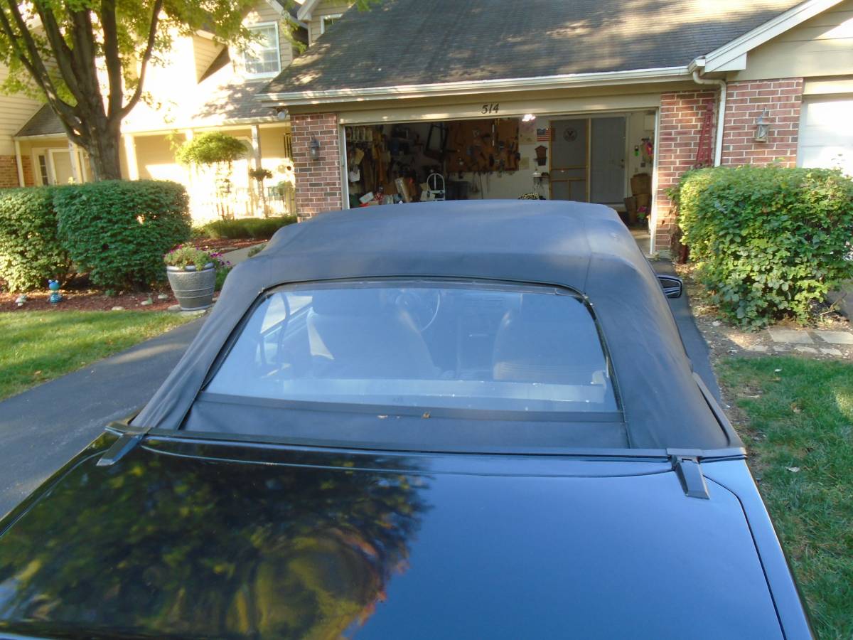 Ford-mustang-gt-convertible-1987-blue-13