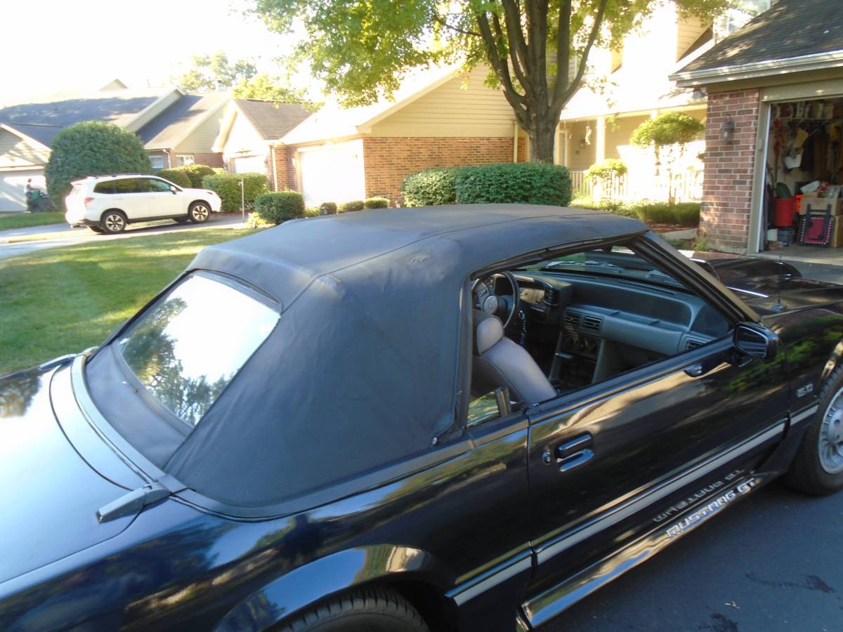 Ford-mustang-gt-convertible-1987-blue-17