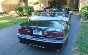 Ford-mustang-gt-convertible-1987-blue-3